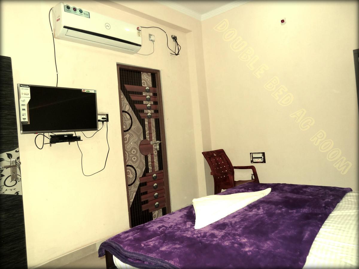 The Royal Hotel Chhatarpur Exterior foto